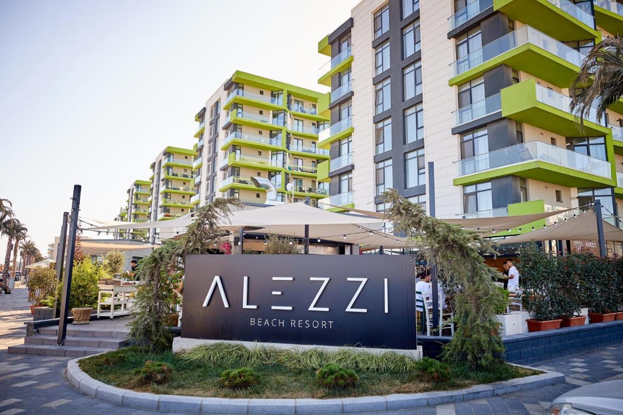 Moonlight Studio - Spa N Pools Beach Resort Mamaia Luaran gambar